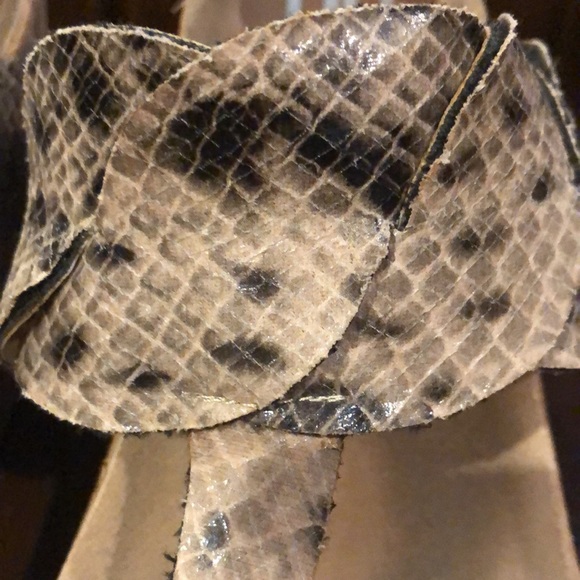 Dani Black Snake Print Wedge - Picture 5 of 6